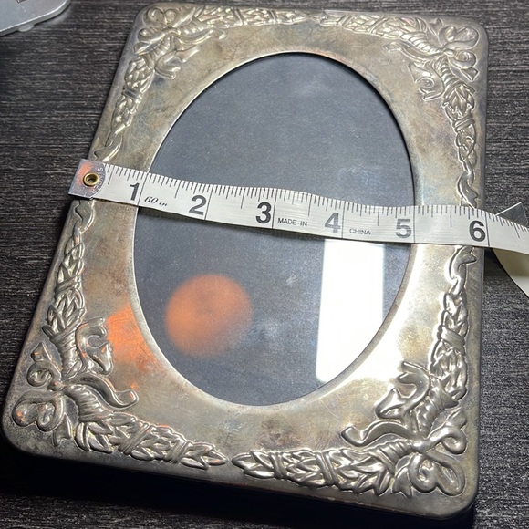 VINTAGE-SILVER TONE PICTURE FRAME PREOWNED 8 in. x 6 in. - Picture 10 of 10